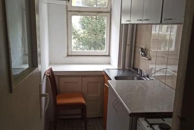 Apartament cu 2 camere semidecomandat în Florilor - 2