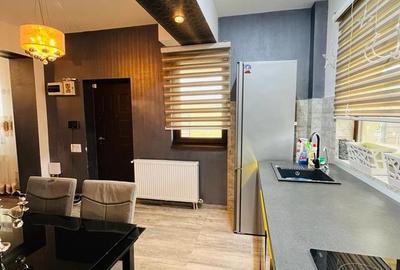 Duplex cu 4 camere cu Canalizare în Palazu Mare - 7