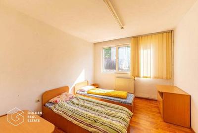 Cladire cu 24 camere, langa Castelul Regal Savarsin - 8
