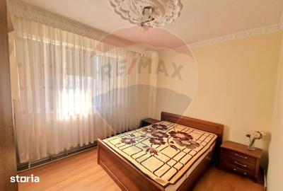 Apartament cu 3 camere decomandat în Republicii - 11