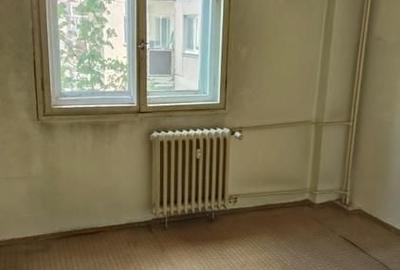 Apartament cu 3 camere decomandat în Tineretului - 8