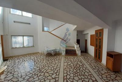 Spațiu industrial, de 3,000 mp, în Central - 1