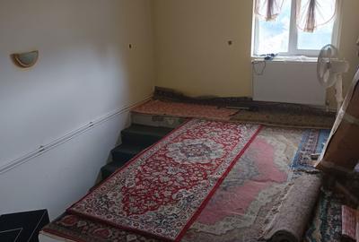 Casă cu 4 camere în Central - 6