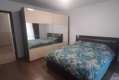 Apartament cu 2 camere decomandat în Tractorul - 3