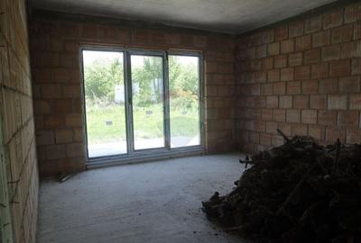 Casă cu 4 camere cu Teren 850 Mp în Central - 4