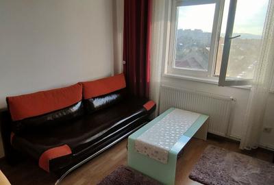 Garsonieră semidecomandată în Tractorul - 4