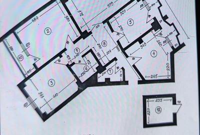 Apartament cu 4 camere decomandat în Unirii