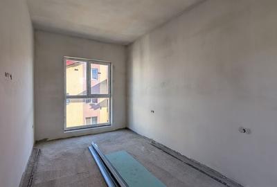 Apartament cu 3 camere decomandat în Florești - 6