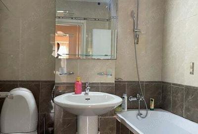 Ap de lux spatios 4 cam totul nou renovat zona Podgoria cu termoteca ocupabil imediat - 3