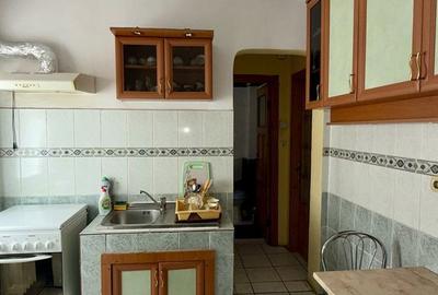 Apartament cu 3 camere decomandat în Central - 9