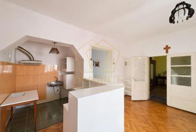 Casă individuală cu 6 camere cu Canalizare în Moșnița Veche - 13