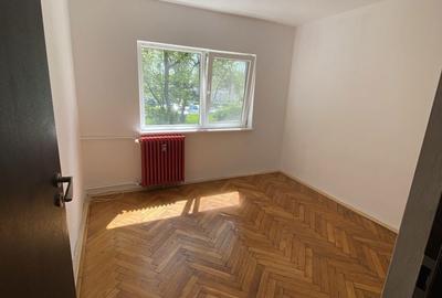 Apartament cu 2 camere decomandat în Trivale - 4