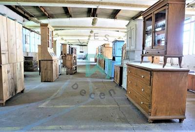 Spațiu industrial, de 2.7999999523163 mp, în Periferie - 13