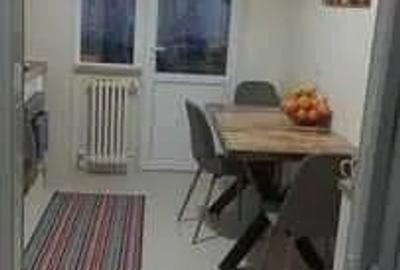 Apartament cu 3 camere decomandat, mobilat în Tudor Vladimirescu