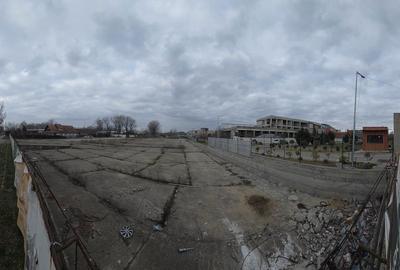 Teren de 3000 mp, în Central - 2