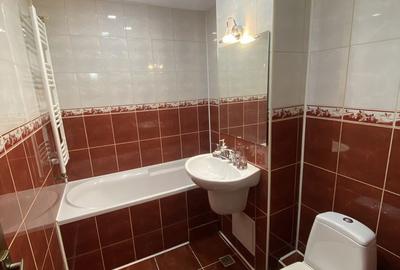 Apartament cu 3 camere decomandat în Central - 3