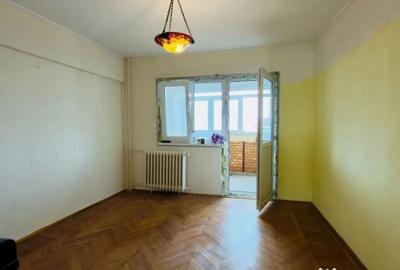 Apartament cu 4 camere decomandat în Titulescu - 11