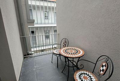 Apartament cu 3 camere decomandat în Central - 1