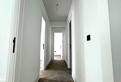 Apartament cu 3 camere decomandat în Tătărași - 12