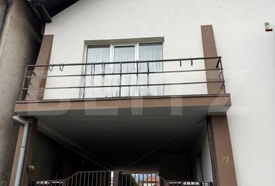Casă cu 5 camere cu Teren 250 Mp în Central - 1