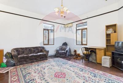 Apartament de vanzare in vila in centrul capitalei - 3