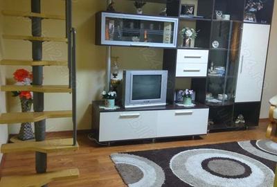 De vanzare -Mansarda pe doua nivele Strada Gheorghe Doja bl 7A Sc 6 De vanzare -Mansarda pe doua nivele Strada Gheorghe Doja bl 7A Sc 6 - 7