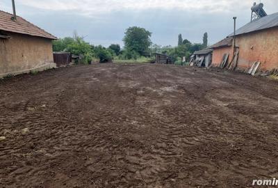 Teren de 800 mp, în Poroschia - 2