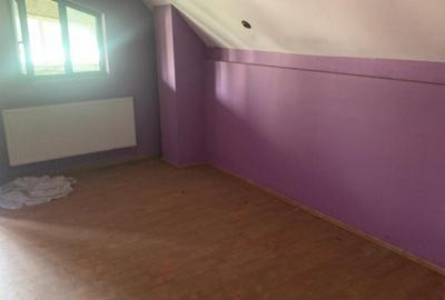 Casă cu 5 camere cu Teren 271 Mp în Enachiță Văcărescu - 18