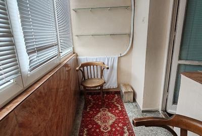 Apartament cu 2 camere circular, mobilat în Titan - 14