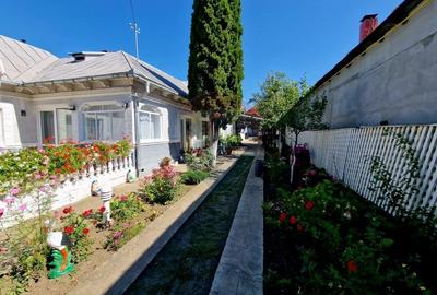 Casa si teren Zanesti - 2