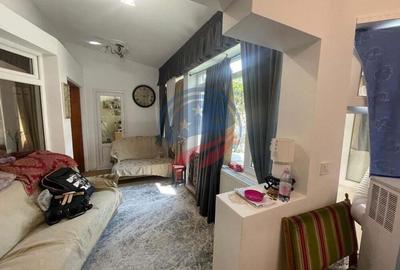 Casă cu 4 camere cu Teren 160 Mp în Central - 1