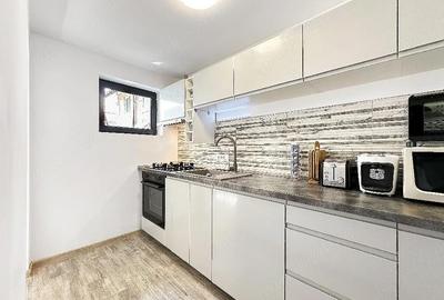 Casă cu 6 camere cu Teren 534 Mp în Central - 4