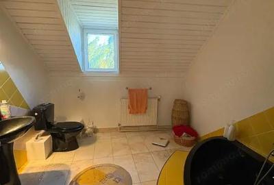 Casă cu 5 camere cu Teren 1500 Mp în Central - 10