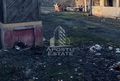 Casă cu 4 camere în Central - 2