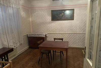 Casă cu 4 camere cu Teren 3611 Mp în Iratoșu - 1