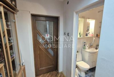 Apartament 2 camere, et.1, zona 8 Mai - 1