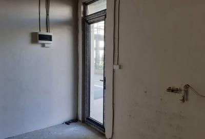Spațiu comercial, de 144 mp, în Titan - 6