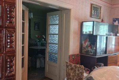 Casă cu 4 camere decomandat în Santăul Mic - 5