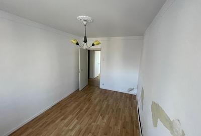 Apartament cu 3 camere semidecomandat în Drumul Taberei - 14