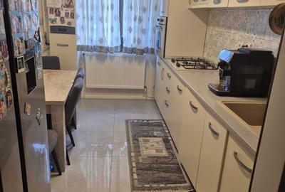 Apartament cu 3 camere decomandat în Exterior Vest - 5