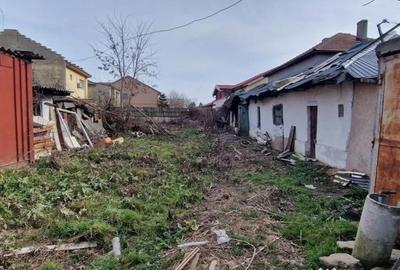 Teren de 560 mp, în Anda