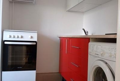 Apartament cu 2 camere semidecomandat în Dacia