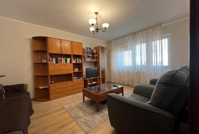 Apartament cu 44 camere decomandat în Casa de Cultură - 2