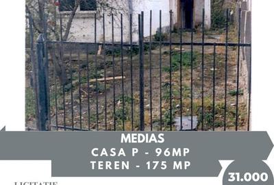 Casă cu 2 camere în Central