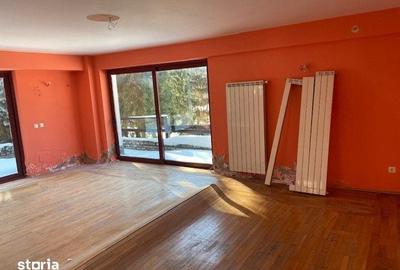 Casă cu 6 camere cu Teren 600 Mp în Central - 10