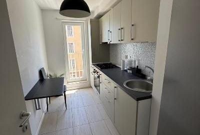 Apartament cu 2 camere decomandat în Ștefăneștii de Jos - 1