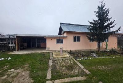 Casă cu 2 camere cu Teren 1000 Mp în Central - 6