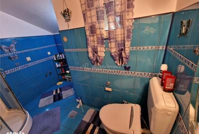 Casă cu 7 camere cu Teren 600 Mp în Central - 10