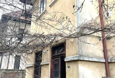 Imobil cu arhitectura si Autorizatie de extindere si renovare Victoriei - 4