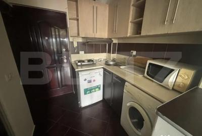 Garsonieră decomandată în Central - 2